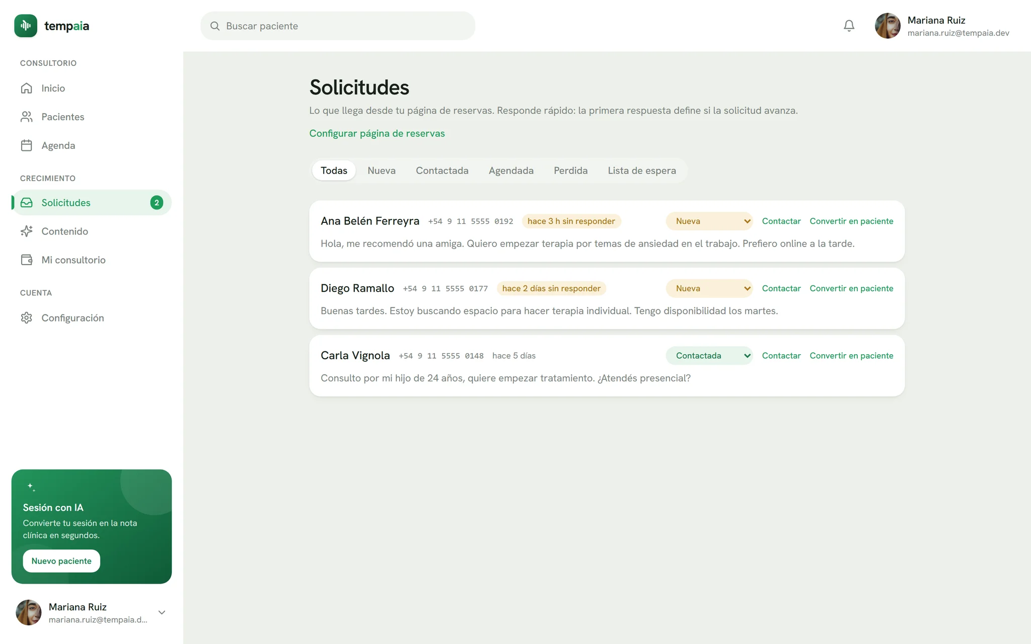 Bandeja de solicitudes de Tempaia: cada consulta con su WhatsApp, el tiempo que lleva esperando y la acción de convertirla en paciente